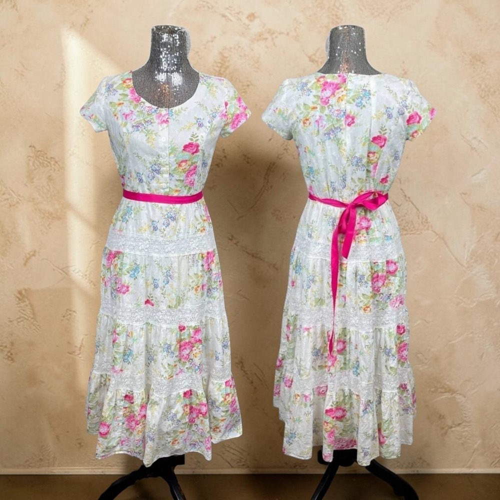 Vintage Cottagecore Floral Maxi Dress Tiered Prairie Cotton Lace Boho Small